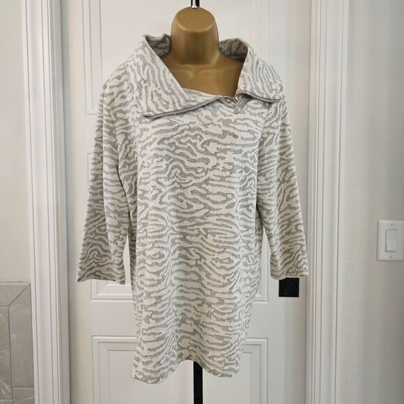 Zebra Sweater Womens L Quiet Luxury Gray White Collar Mobwife Asymmetrical USA - Picture 2 of 6